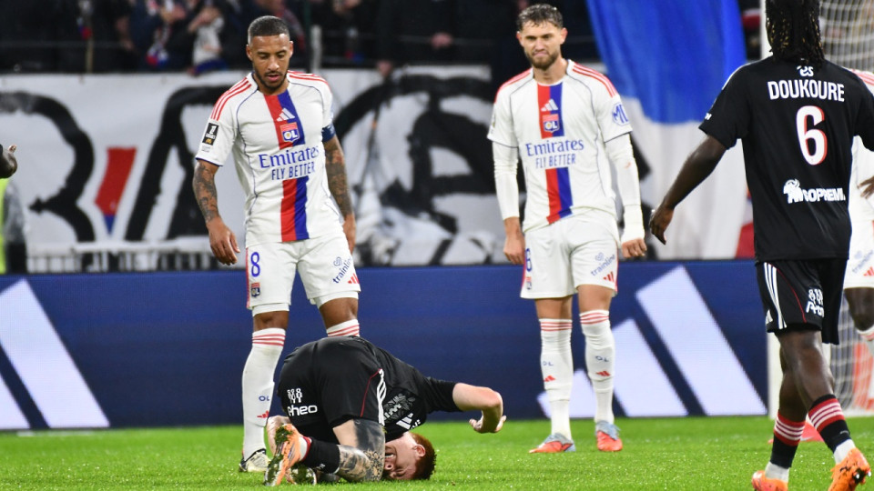 Fautes, simulations, nervosité : Corentin Tolisso est-il vraiment devenu le grognard de l'OL ?