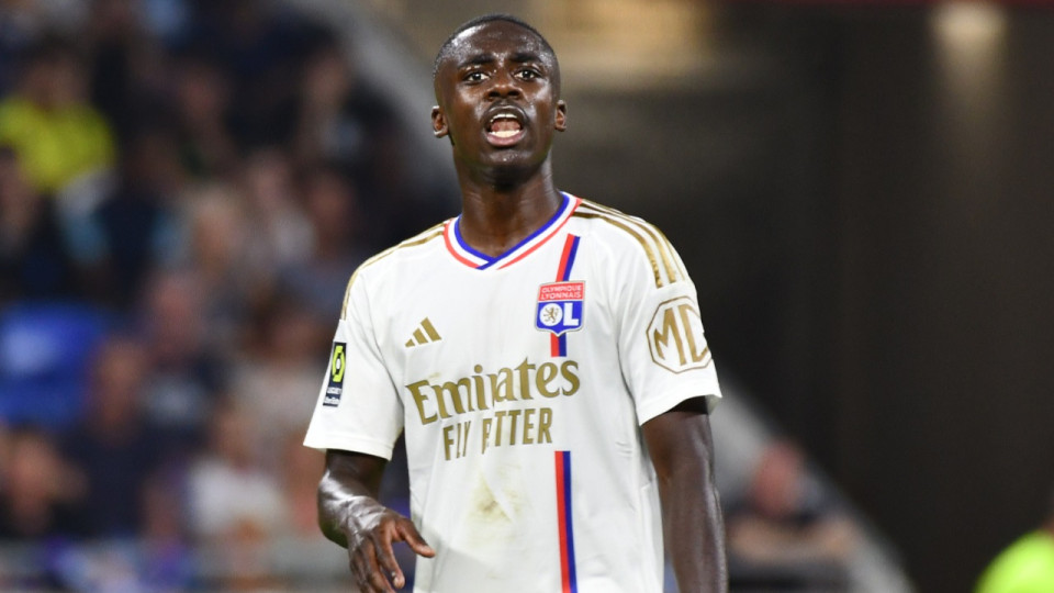 L'OL officialise le transfert d&eacute;finitif de Sa&euml;l Kumbedi &agrave; Wolfsburg