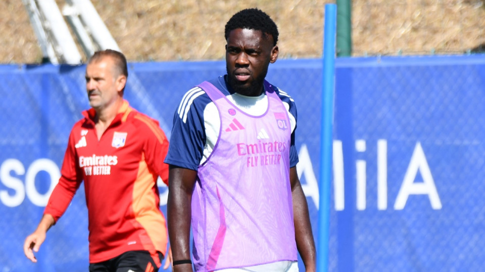 OL : Orel Mangala pr&ecirc;t&eacute; en Italie ?