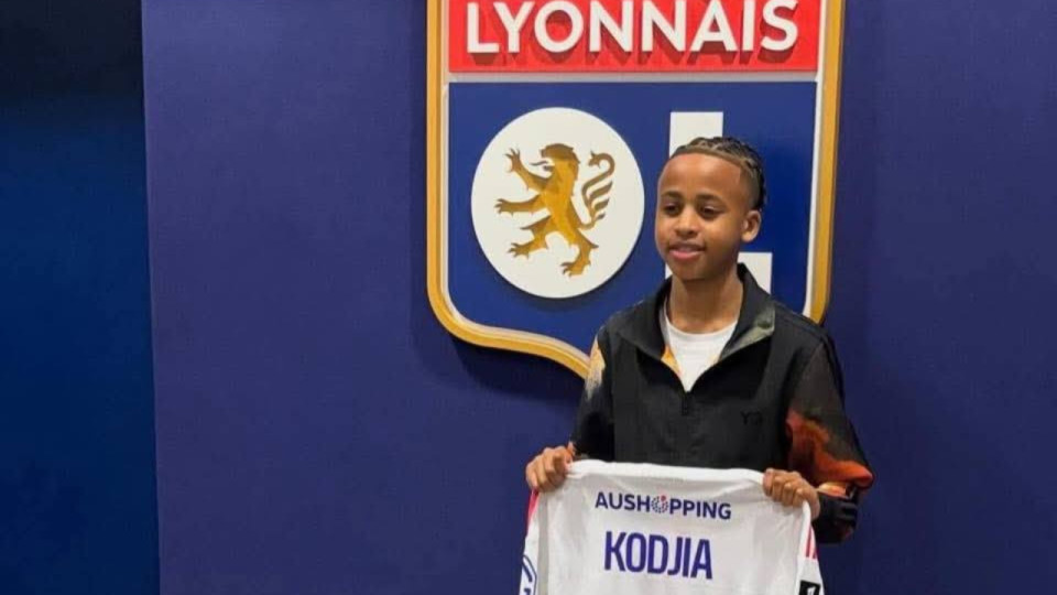 L&rsquo;OL fait signer le fils de l&rsquo;international ivoirien Jonathan Kodjia