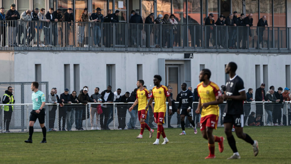 Saint-Priest &ndash; N&icirc;mes : des supporters attaqu&eacute;s apr&egrave;s la rencontre&nbsp;de N2