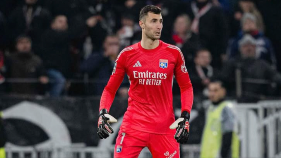 OL-Lorient : Dominik Greif a failli ne pas jouer&hellip; il finit homme du match