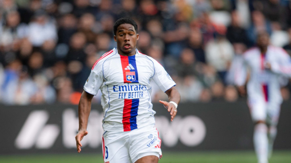 "On voulait une r&eacute;action et je pense qu&rsquo;il a compris" : comment Paulo Fonseca (OL) a relanc&eacute; Endrick