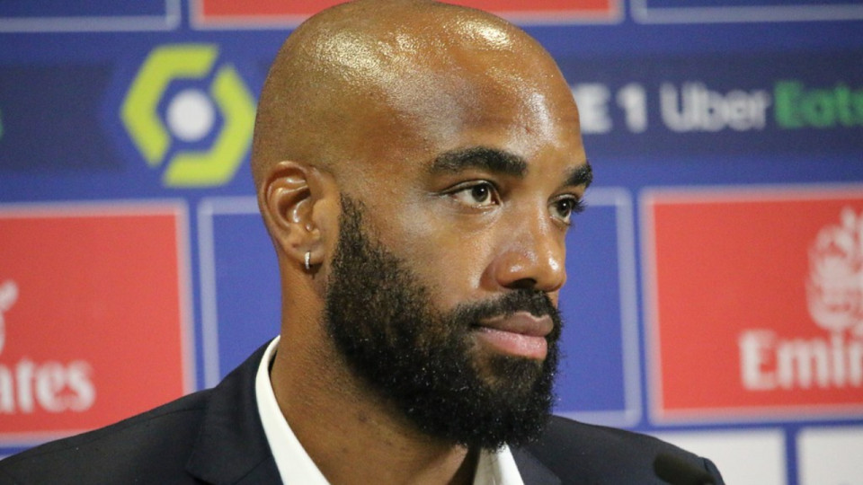 Il se fait passer pour Alexandre Lacazette (ex-OL) et d&eacute;tourne 200 000 euros &agrave; la CAF