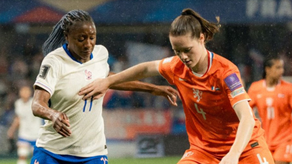 Marie-Antoinette Katoto marque, mais les Bleues l&acirc;chent des points face aux Pays-Bas