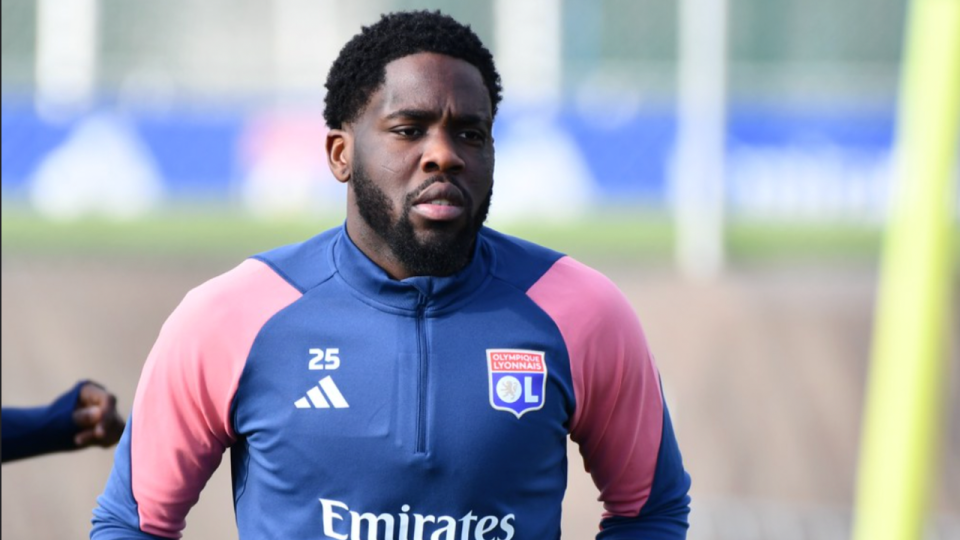 Un club de Serie A s'int&eacute;resse &agrave; Orel Mangala (OL) pour renforcer son milieu