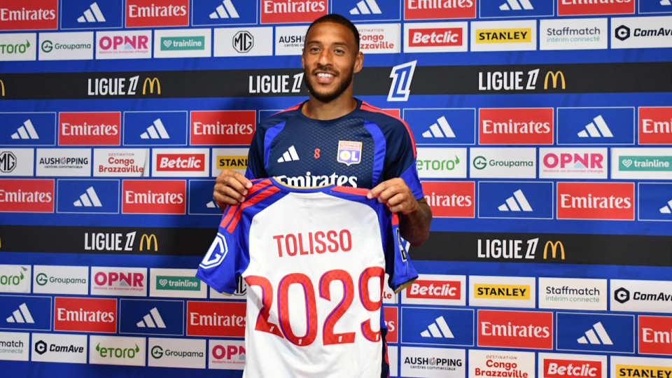 "J'ai &agrave; c&oelig;ur de gagner un troph&eacute;e avec l'OL" : Corentin Tolisso prolonge son aventure &agrave; l'OL&nbsp;
