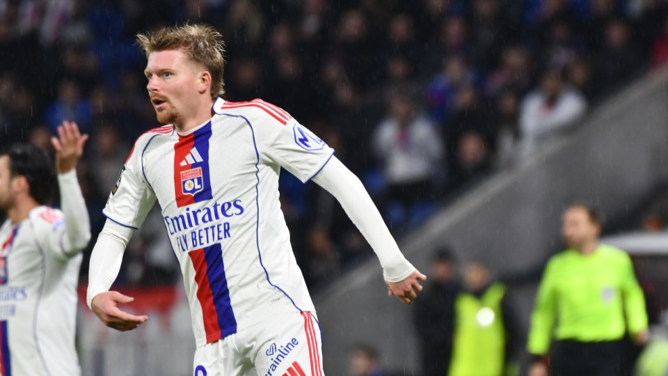 OL : Pavel &Scaron;ulc se verrait bien rester &agrave; Lyon malgr&eacute; l&rsquo;int&eacute;r&ecirc;t de Leeds