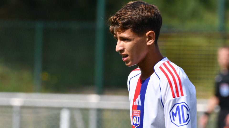 Khalis Merah se rapproche de l&rsquo;Alg&eacute;rie, le jeune milieu de l&rsquo;OL pr&ecirc;t &agrave; snober Zidane et les Bleus ?
