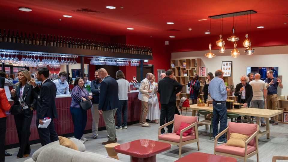 Maison Nicolas ouvre un Bar &agrave; vin VIP au Groupama Stadium
