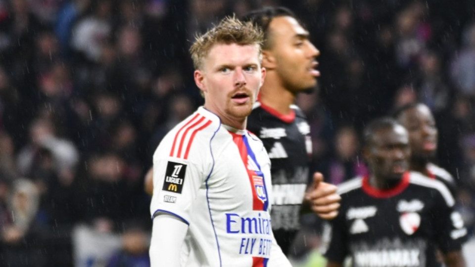 OL : "La seule solution, ce serait trois mois de repos", Pavel &Scaron;ulc r&eacute;v&egrave;le son probl&egrave;me au genou