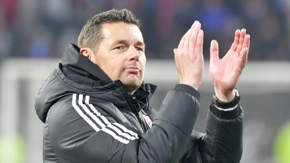 Pierre Sage (ex-OL) : "Un travail remarquable", le patron de Crystal Palace se montre rassurant