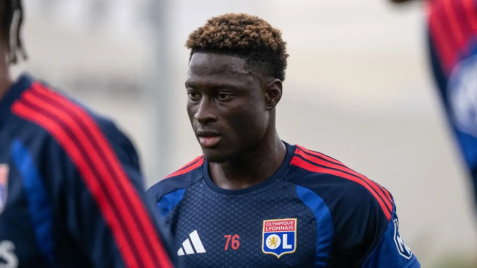 Pourquoi l&rsquo;OL ne peut pas recruter un joker m&eacute;dical apr&egrave;s la blessure de Mohamed Ou&eacute;draogo ?
