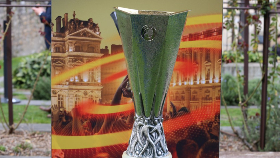 OL - Crystal Palace : le troph&eacute;e de la Ligue Europa expos&eacute; &agrave; Lyon cette semaine