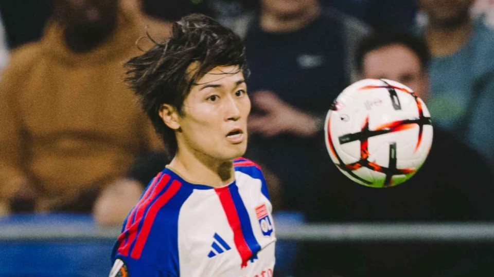 Keito Nakamura (OL) voit rouge et manquera le PSG