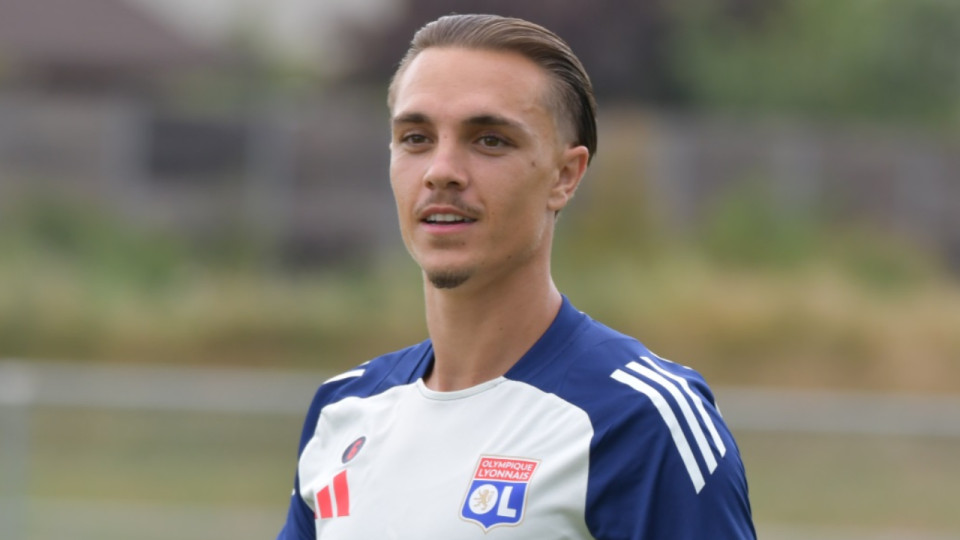 Maxence Caqueret (ex-OL) s&rsquo;appr&ecirc;te &agrave; retrouver la Ligue des Champions avec C&ocirc;me