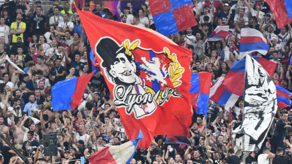 L&rsquo;OL d&eacute;nonce le traitement de ses supporters en Allemagne